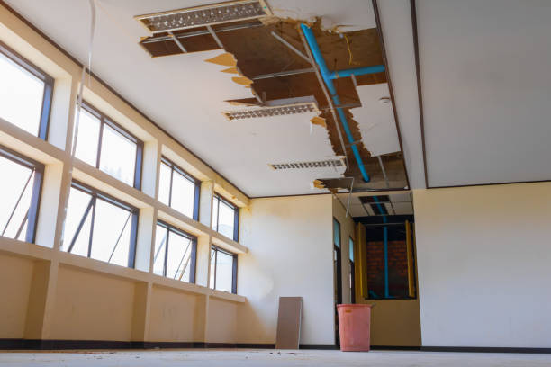 Best Commercial water damage restoration  in Calvert, TX